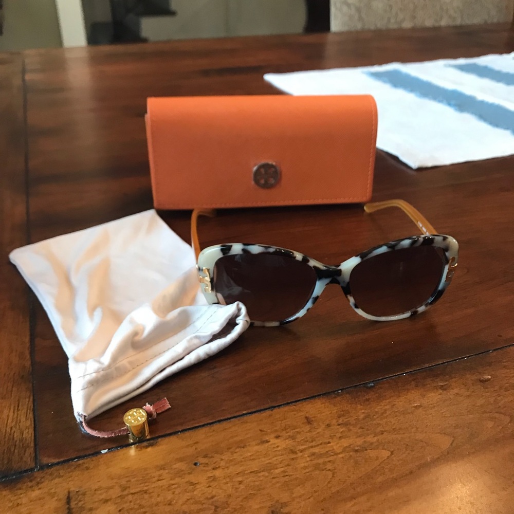 Brand new Tori Burch sunglasses